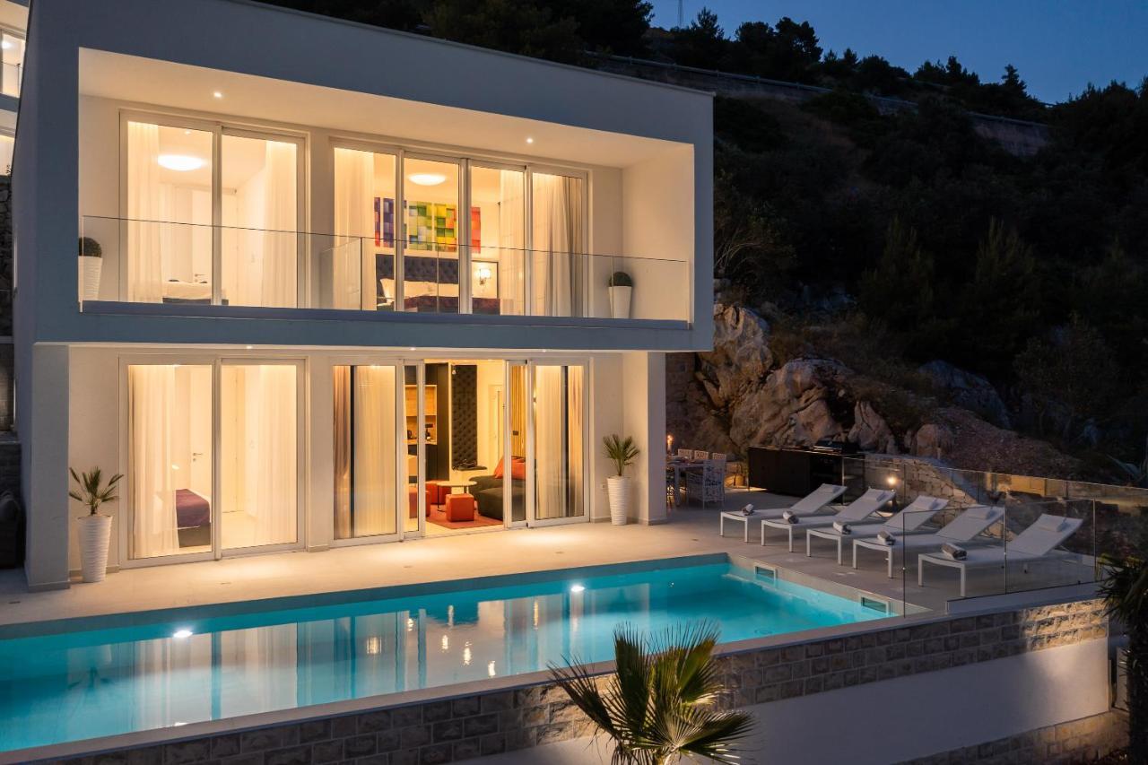 Villa Adria View With Heated Pool I 트로기르 외부 사진